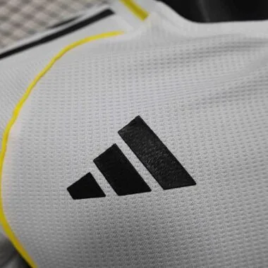 25-26 Real Madrid Home White Kit Player Version Soccer AAAAJersey