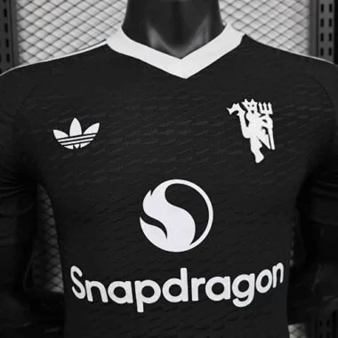 24-25 Manchester United Black GoalKeeper Kit Player Version Shirt Soccer