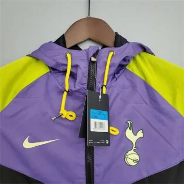 21-22 Tottenham Hotspur purple-black windbreaker