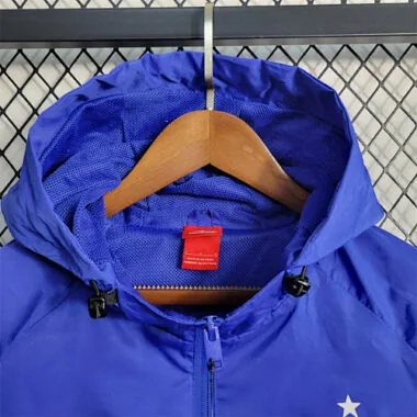 2017 Windbreaker Cruzeiro Blue