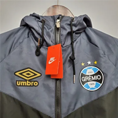 20-21 Gremio black windbreaker