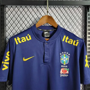 Polo de cuello bajo «Brasil 2023», azul real