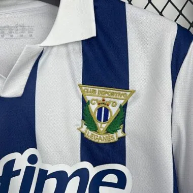 Camisola de futebol do Leganés (25-26), equipamento de casa