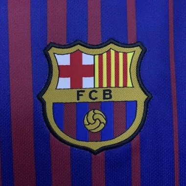 17-18 Barcelona Home Retro Long Sleeve Kit Vintage Shirt