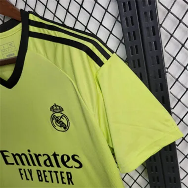 24-25 Real Madrid Green GoalKeeper Kit Football AAAAJersey