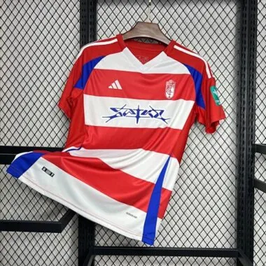 24-25 Camiseta local del Granada Equipaciones de fútbol Fútbol