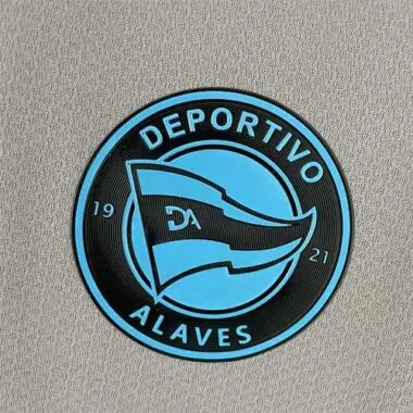 22-23 Alaves third away