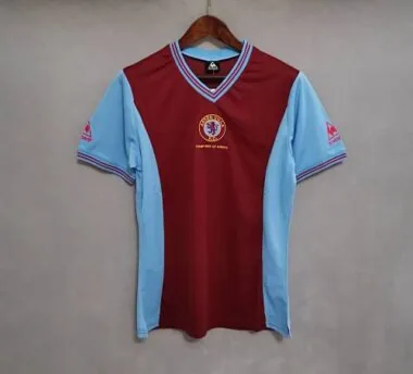 81-82 Alaves home