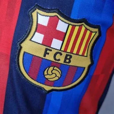 22-23 Barcelona home kids kit