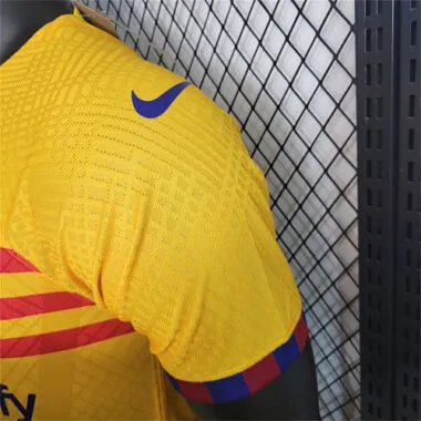 22-23 Barcelona fourth away player version
