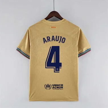 22-23 Barcelona away | 4