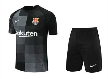 21-22 Barcelona black goalkeeper