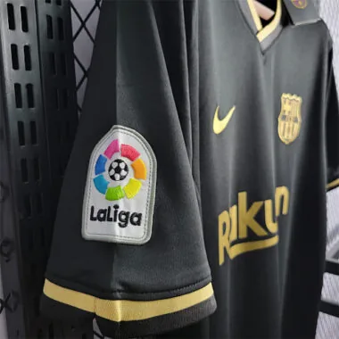 20-21 Barcelona third away
