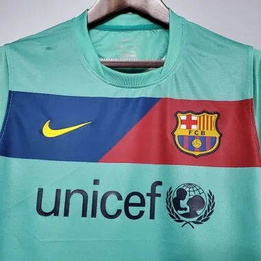 10-11 Barcelona away