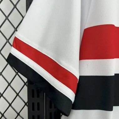 Equipa de futebol do São Paulo, 25-26, equipamento de casa