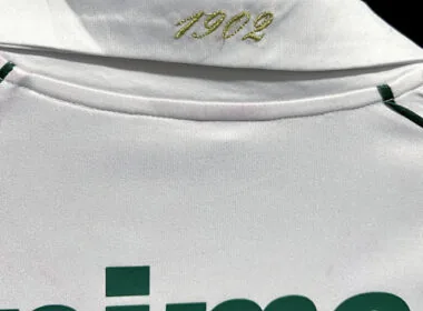 2010 Fluminense Away Retro Kit Football