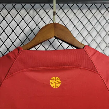 2022 Portugal weoman home