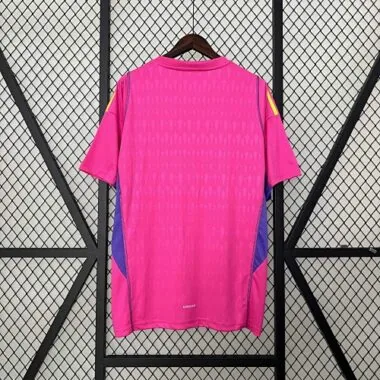 24-25 Colo Colo-doelman, roze voetbalshirt