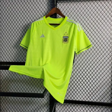 Portero de Argentina de 2022, de color verde