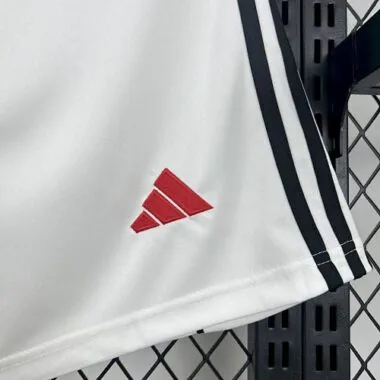 25-26 Manchester United Home Kit Shorts Soccer