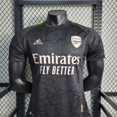 23-24 Arsenal co-branded player version