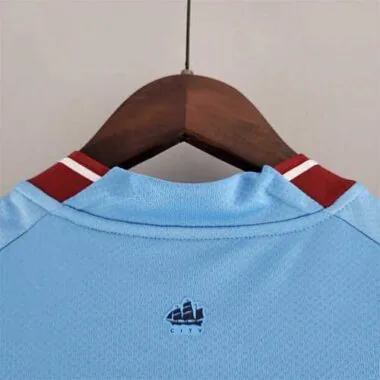 22-23 Manchester City home woman