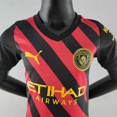 22-23 Manchester City away kids kit