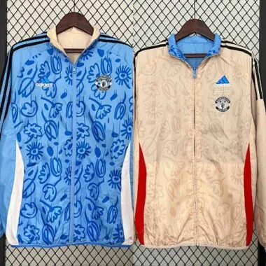 2024 Manchester United Blue&Beige Trench Coat Reversible Windbreaker Jacket Soccer AAAAJersey Yupoo