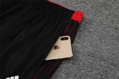 Manchester United Polo red crew neck