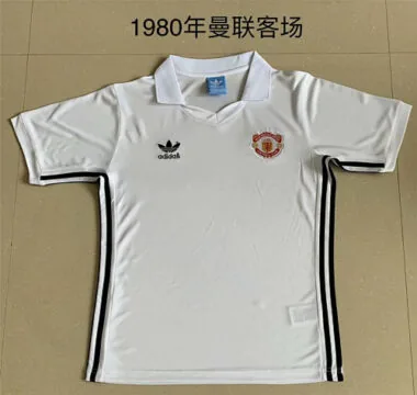 1980 Manchester United away | 3