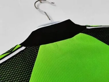 Maglia da portiere verde del Manchester United stagione 98-99 a maniche lunghe