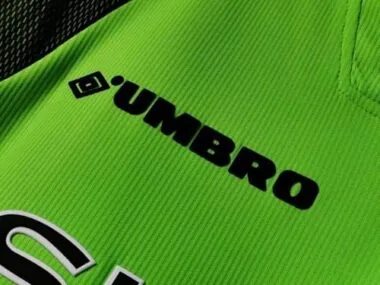 Maglia da portiere verde del Manchester United stagione 98-99 a maniche lunghe