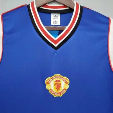 85-86 Manchester United away | 3