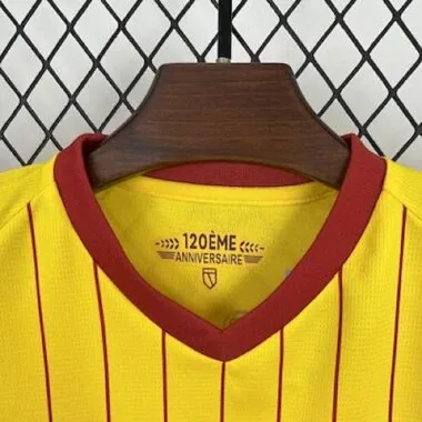 25-26 RC Lens: Equipaciones infantiles para casa, ropa juvenil, alegría