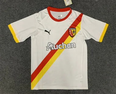 22-23 Lens third away