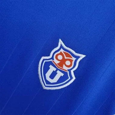 22-23 University of Chile home