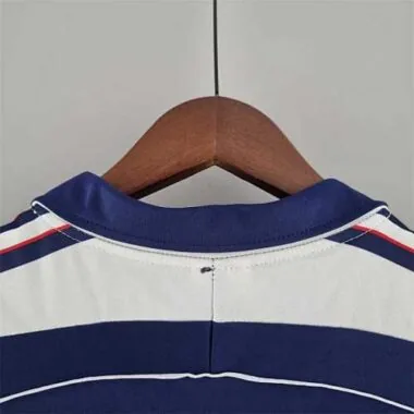 00-01 University of Chile home