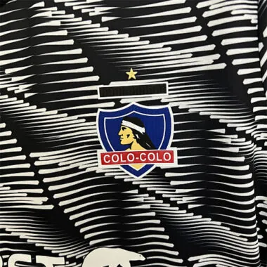23-24 woman Colo-Colo fourth away