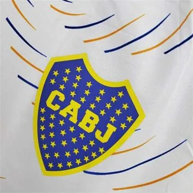 21-22 Boca Juniors white windbreaker