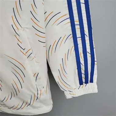 21-22 Boca Juniors white windbreaker