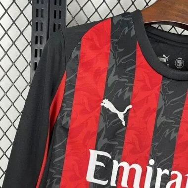 25-26 AC Milan Home Long Sleeves Kit Soccer