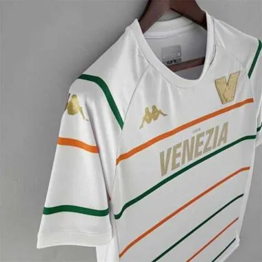 22-23: Partido fuera de casa contra el Venezia