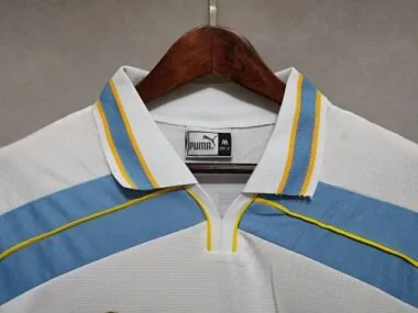00-01 Lazio away