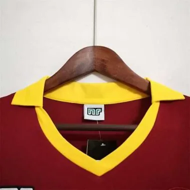 89-90 Roma home