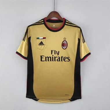 13-14 AC Milan third away