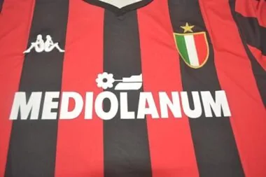 88-89 AC Milan home redblack