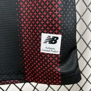 Equipamento de futebol do Bayer 04 Leverkusen para jogos em casa, 25-26