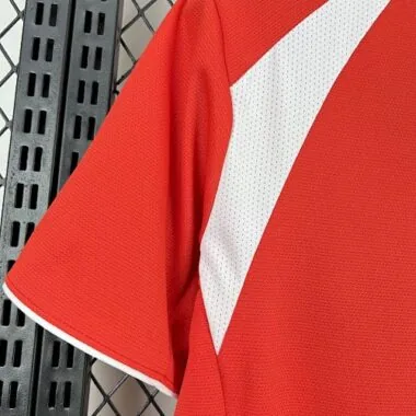Camisola de futebol vintage do equipamento retro de jogo fora de casa do Estugarda de 06-07