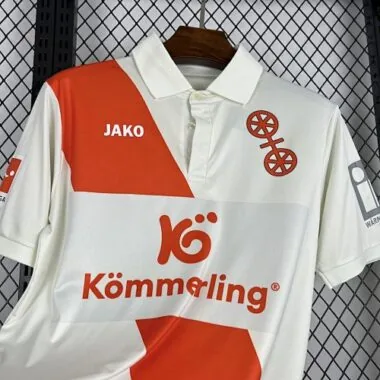 25-26 Mainz 05 Special Edition Soccer