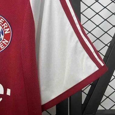 03-04 Bayern Munich Home Kit Retro Soccer